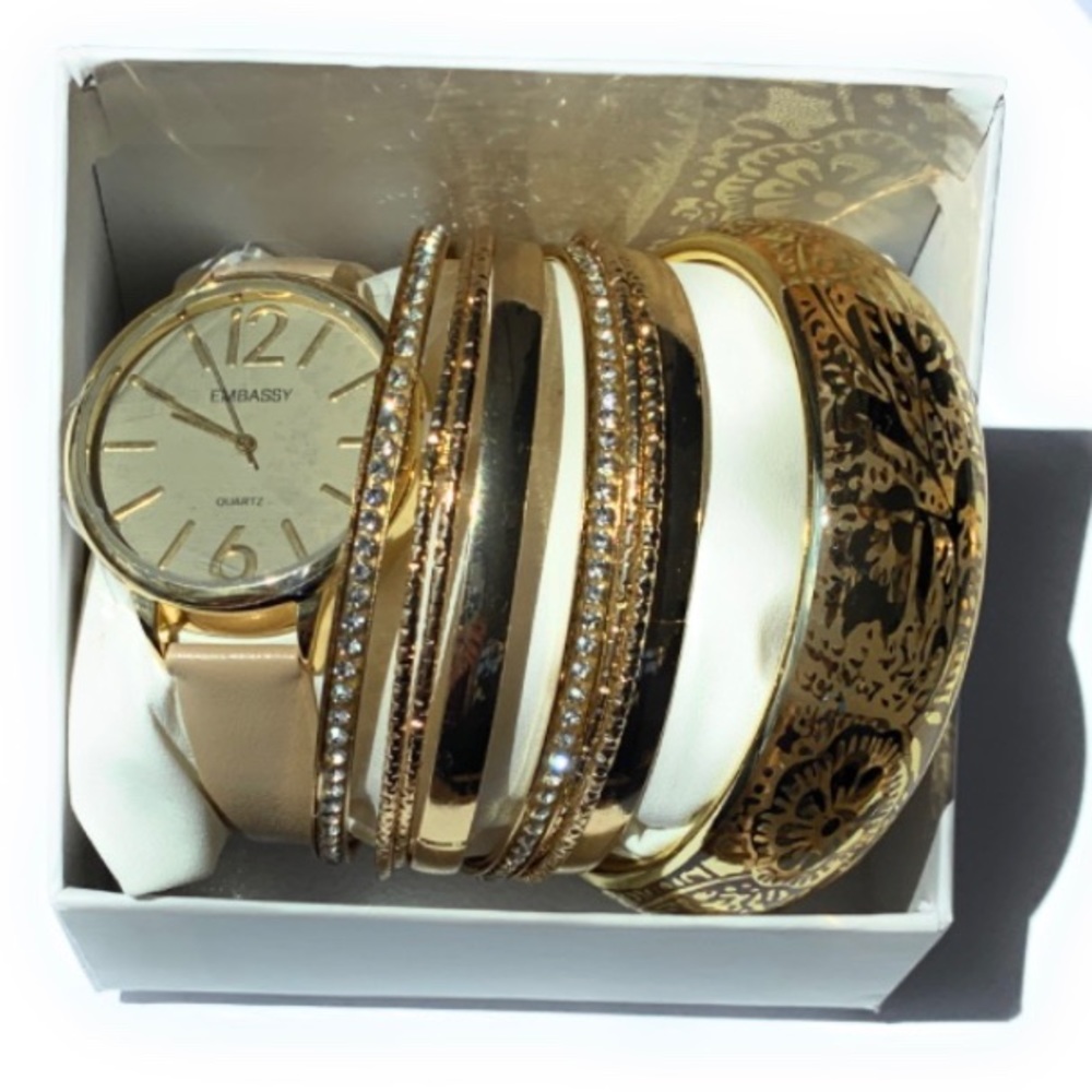 Gold watch and bracelet gift sel
